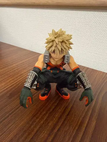 나의 히어로 아카데미아 바쿠고 카츠키 피규어 상자 없음