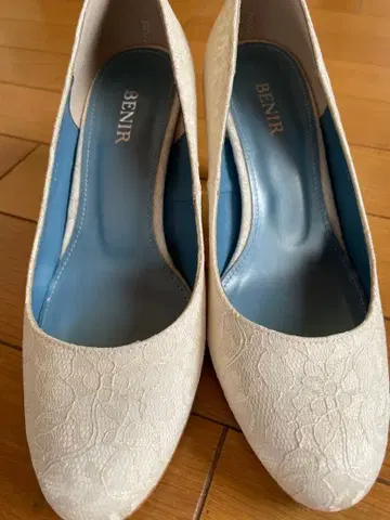 BENIR 베니르 웨딩 신발 23.5cm 7cm 힐