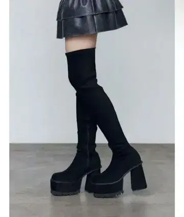 EMODA 스퀘어 핏 롱 부츠