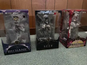 제5인격 오프라인 피규어 3종 세트 [ 코드 사용 ]