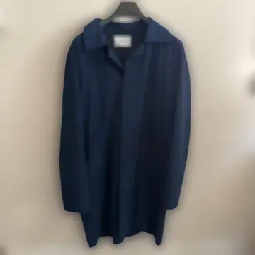 YAECA 네이비 체스터 코트