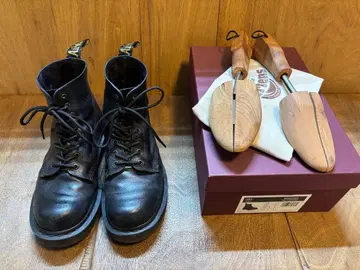 닥터마틴 1460 영국제 MIE 8홀 부츠 슈트리 포함