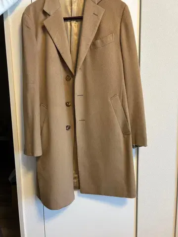 MADISON 베이지 체스터 코트