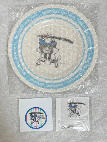 팝픈 뮤직 x 일하는 고양이 멜라민 플레이트 아크릴 키링 와펜