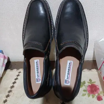 MCGREGOR 블랙 로퍼