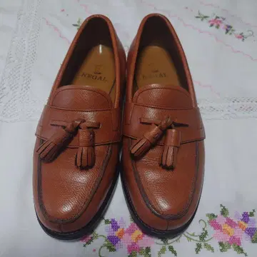 리갈 태슬 장식 로퍼 브라운 24EE 남성용 REGAL