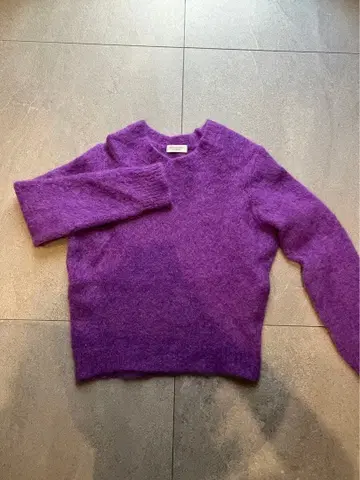 애로우즈 퍼플 모헤어 스웨터