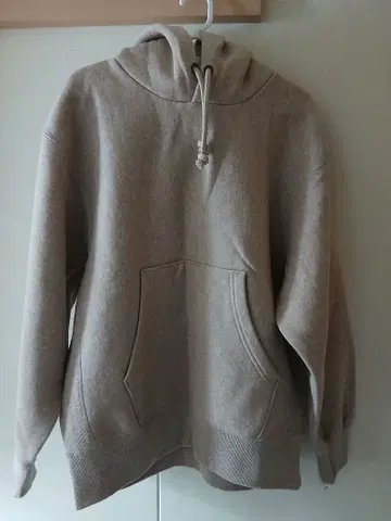 미사용품 베이지 후드 부착 풀오버 후드티