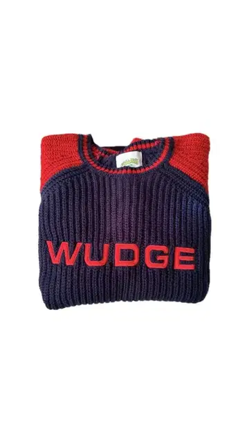 WUDGE 네이비/레드 크루넥 스웨터