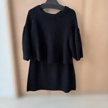 블랙 반팔 니트