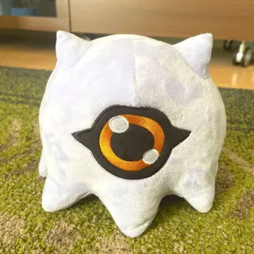 쿠라몬 봉제 인형