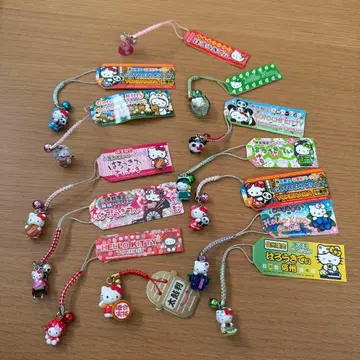 지역 한정 헬로키티 스트랩 세트 13개
