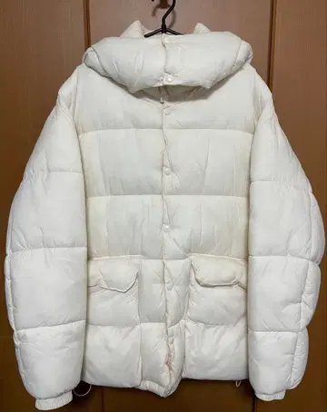 WEGO 화이트 다운 자켓 M 사이즈
