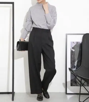 나노 유니버스 센터 프레스 턱 와이드 팬츠