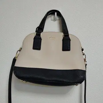 베이지와 블랙의 2way 숄더백