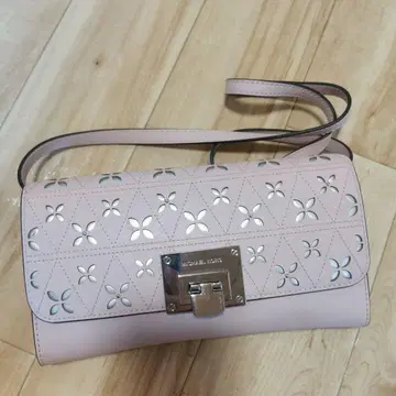 MICHAEL KORS 핑크 숄더백