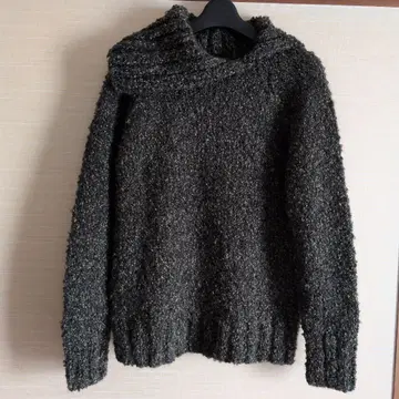 볼륨 넥 다크 그린 믹스 니트 스웨터