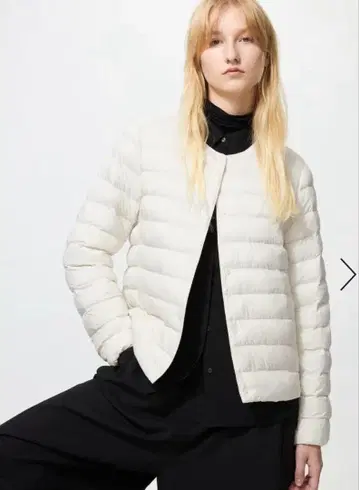 유니클로 퍼프 테크 컴팩트 자켓