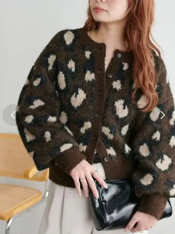 [ Discoat ] 레오파드 자카드 니트 가디건 ( brown )