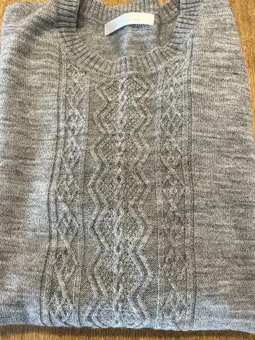 그레이 케이블 니트 알파카 혼방 긴팔 스웨터 가볍고 따뜻해요!