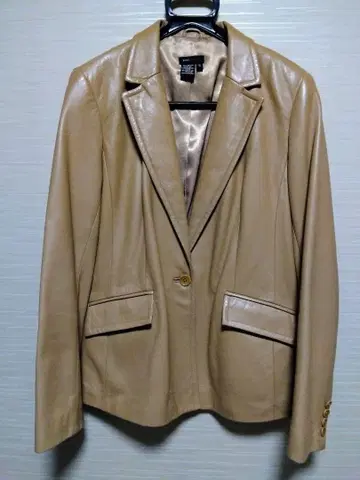 BCBGMAXAZRIA 가죽 자켓 카멜 size 10
