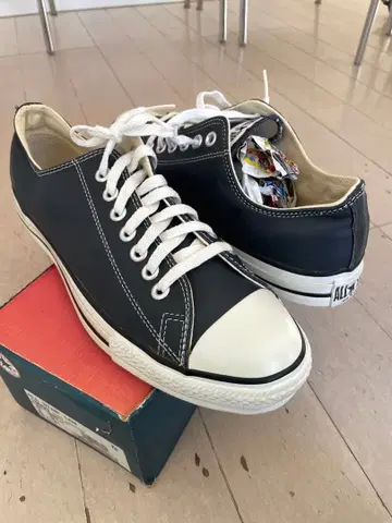 컨버스 90s 올스타 LOW 가죽 us 8 1/2 네이비 미사용 새상품