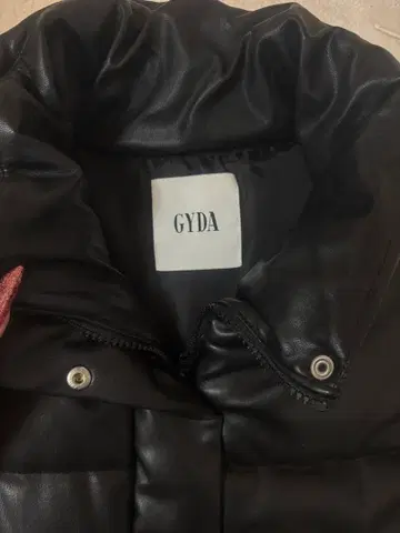 [ 새상품급 ] GYDA 가죽 다운 베스트