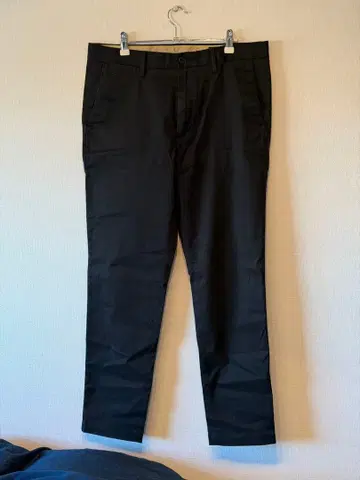 Banana Republic 슬림핏 치노 팬츠 블랙 32*30