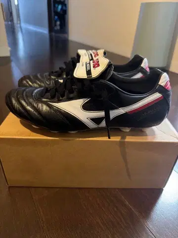 Mizuno Morelia II BLACK 27.5cm