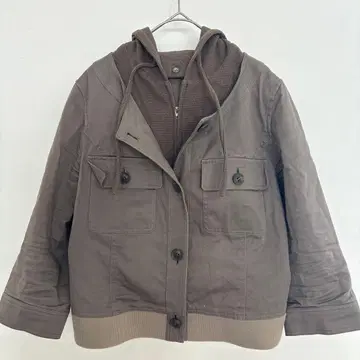 후드 부착 그레이 마운틴 파카 탈부착 가능 숏 기장 M