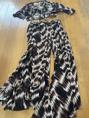 브라운 타이다이 프린트 셋업 밸리댄스 의상