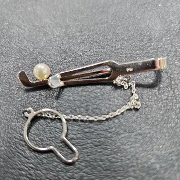 실버 펄 넥타이핀 골프 디자인