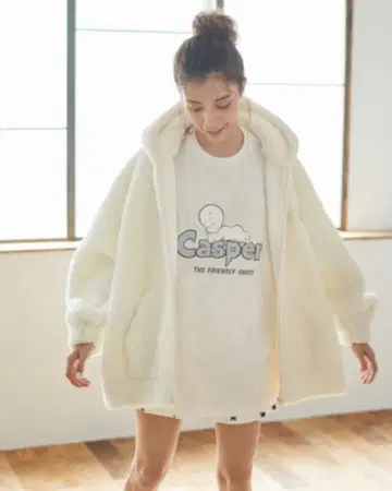 미사용 새상품 젤라또피케 Casper 플리스 자켓 화이트