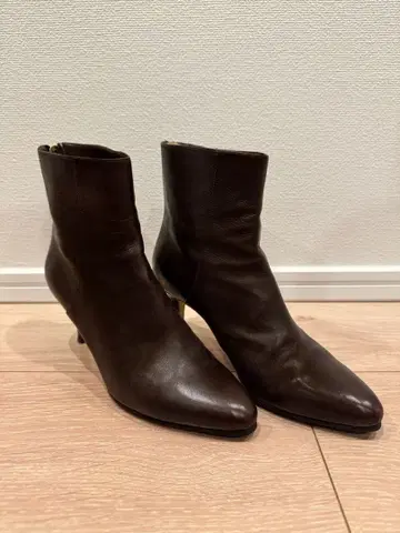 Jimmy choo 지미추 사이즈 36 숏부츠 천연 가죽