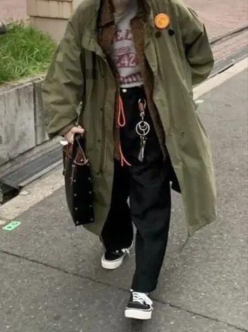 모즈 코트 카키