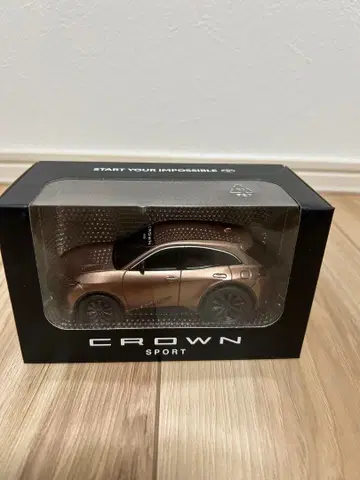 도요타 크라운 스포츠 미니카 브론즈