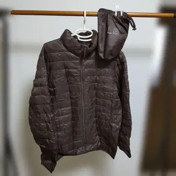 UNIQLO 브라운 다운 자켓