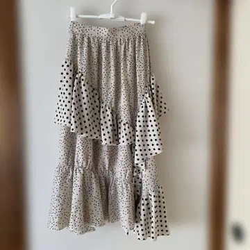 [ eimy istoire ] 비대칭 도트 무늬 프릴 롱 스커트