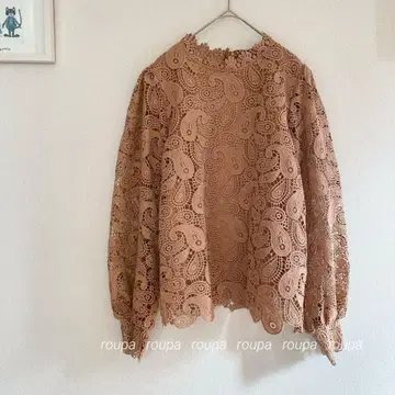 페이즐리 레이스 상의 브랜드 택 없음