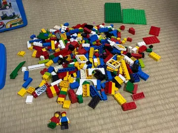 레고 세트 피그 포함