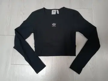 adidas 블랙 크롭 헤이세이 갸루 피티 Y2K