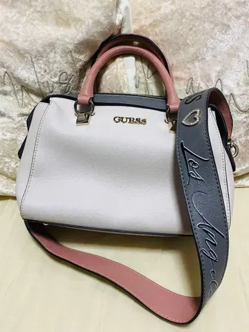 GUESS 핸드백 베이지/핑크