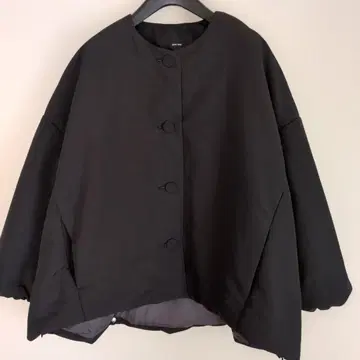 노카라 블랙 아우터