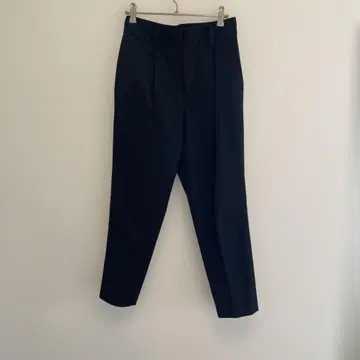 FRAMeWORK 블랙 테이퍼드 팬츠