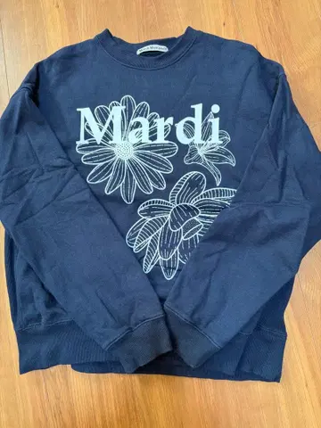 마르디메크르디 맨투맨