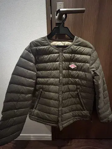 미사용 택 포함 단톤 다운 자켓 카키