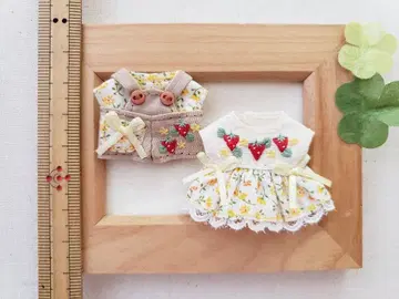 옷 갈아입기 의류 자수