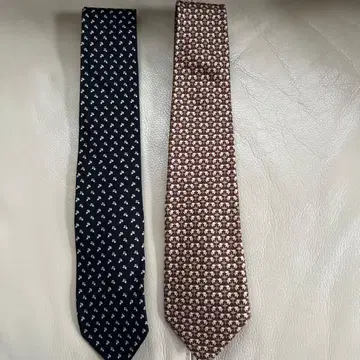 네이비 브라운 작은 꽃 패턴 넥타이 2개 세트 페라가모 넥타이