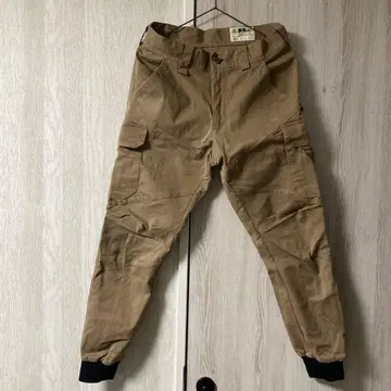 TORAICHI 베이지 워크 팬츠