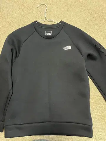 THE NORTH FACE 블랙 맨투맨